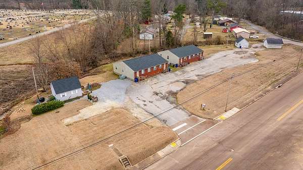 1.5 Acres of Improved Mixed-Use Land for Sale in Dresden, Tennessee