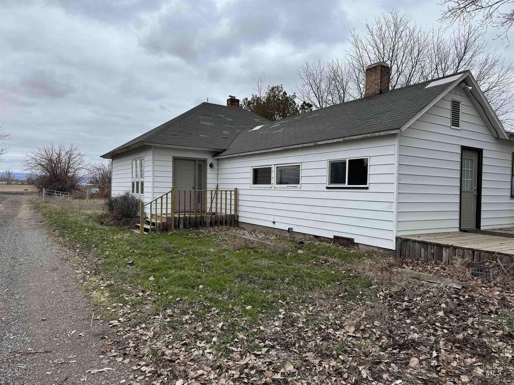 3.2 Acres of Land with Home for Sale in Bliss, Idaho