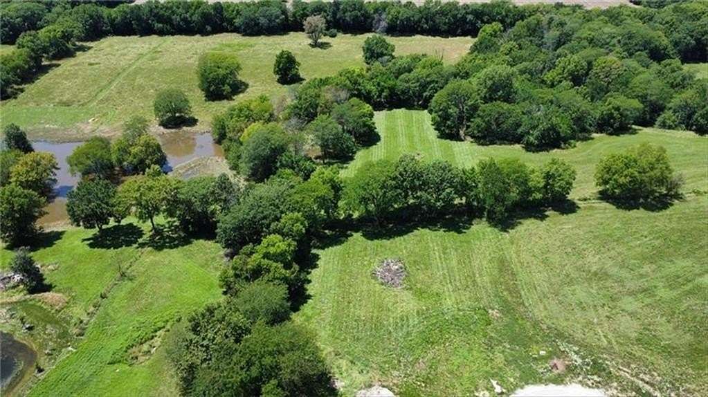 8 Acres of Residential Land for Sale in Lone Jack, Missouri