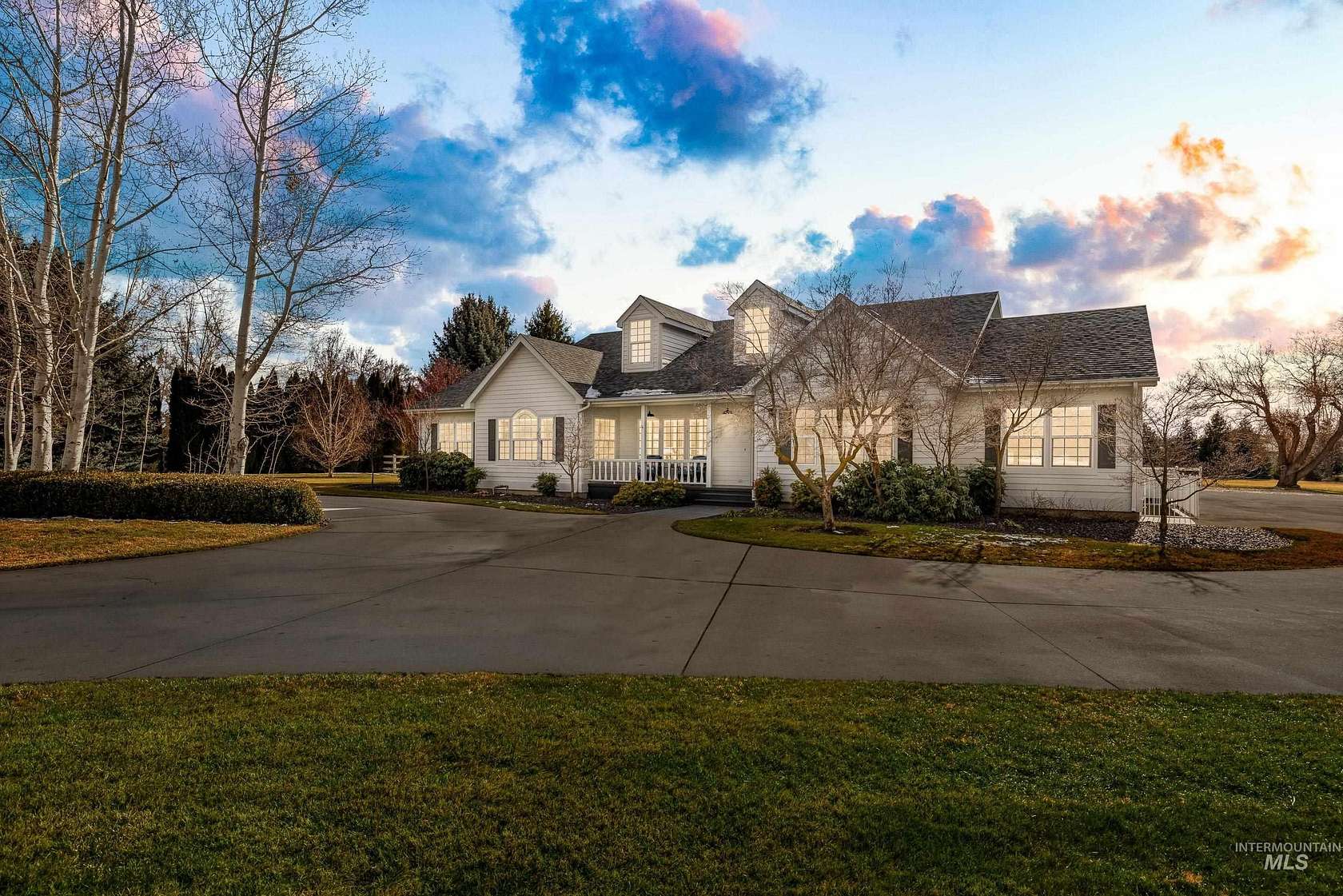 2.29 Acres of Land with Home for Sale in Eagle, Idaho