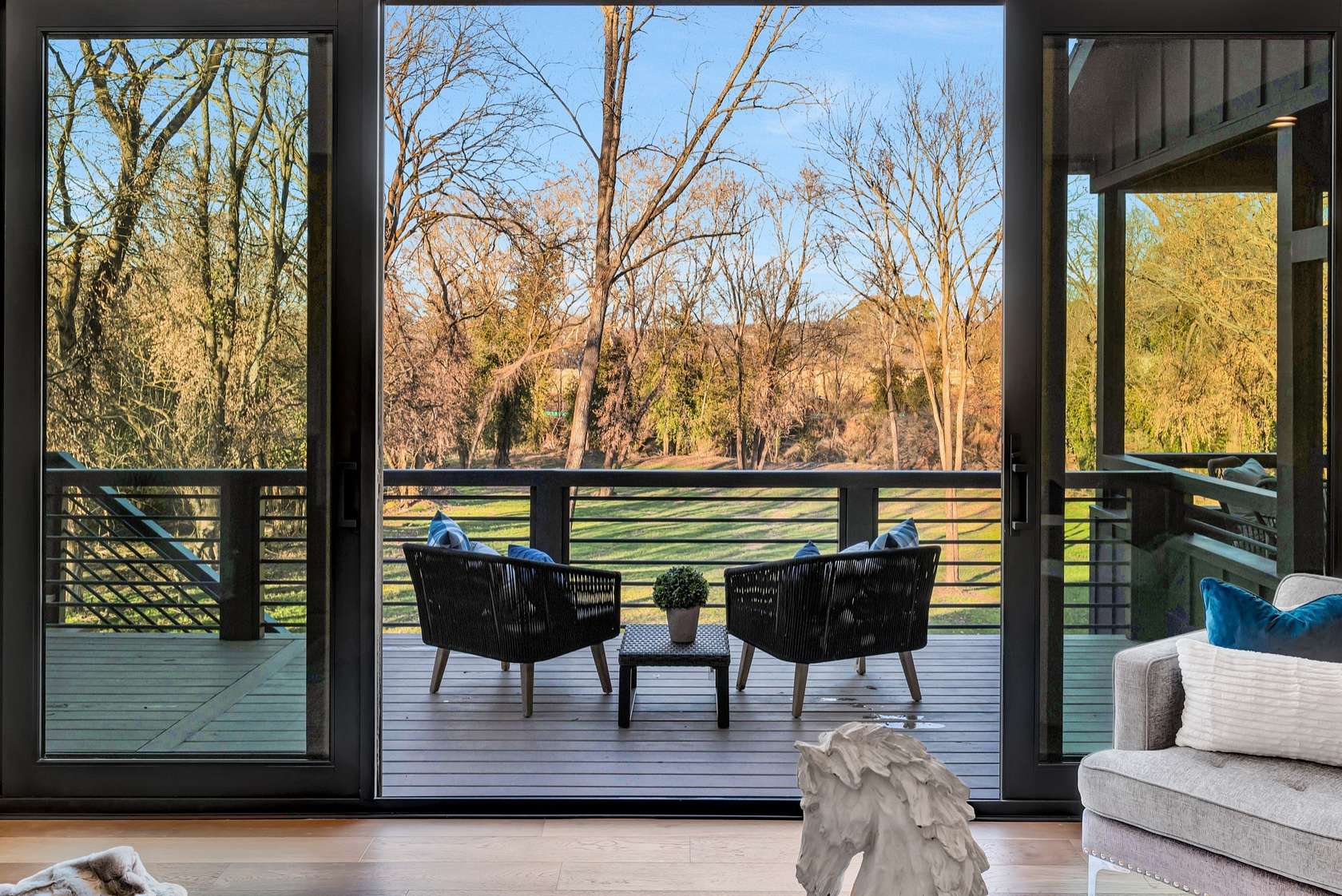 1.5 Acres of Land with Home for Sale in Franklin, Tennessee