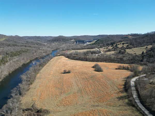 95 Acres of Recreational & Residential Land for Sale in Lancaster, Tennessee