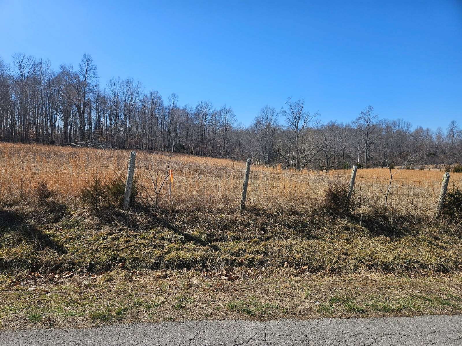 4 Acres of Residential Land for Sale in Red Boiling Springs, Tennessee