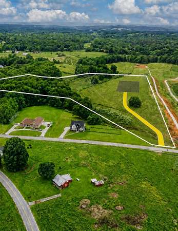 22.6 Acres of Recreational & Residential Land for Sale in Clarksville, Tennessee