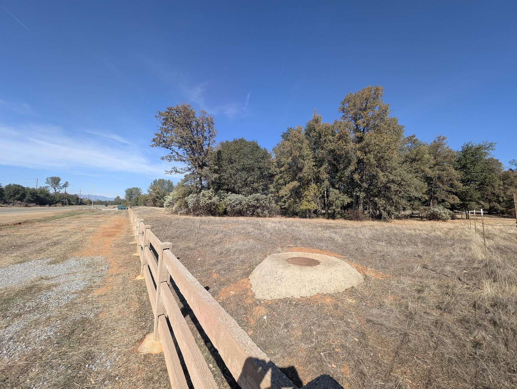 29 Acres of Commercial Land for Sale in Redding, California