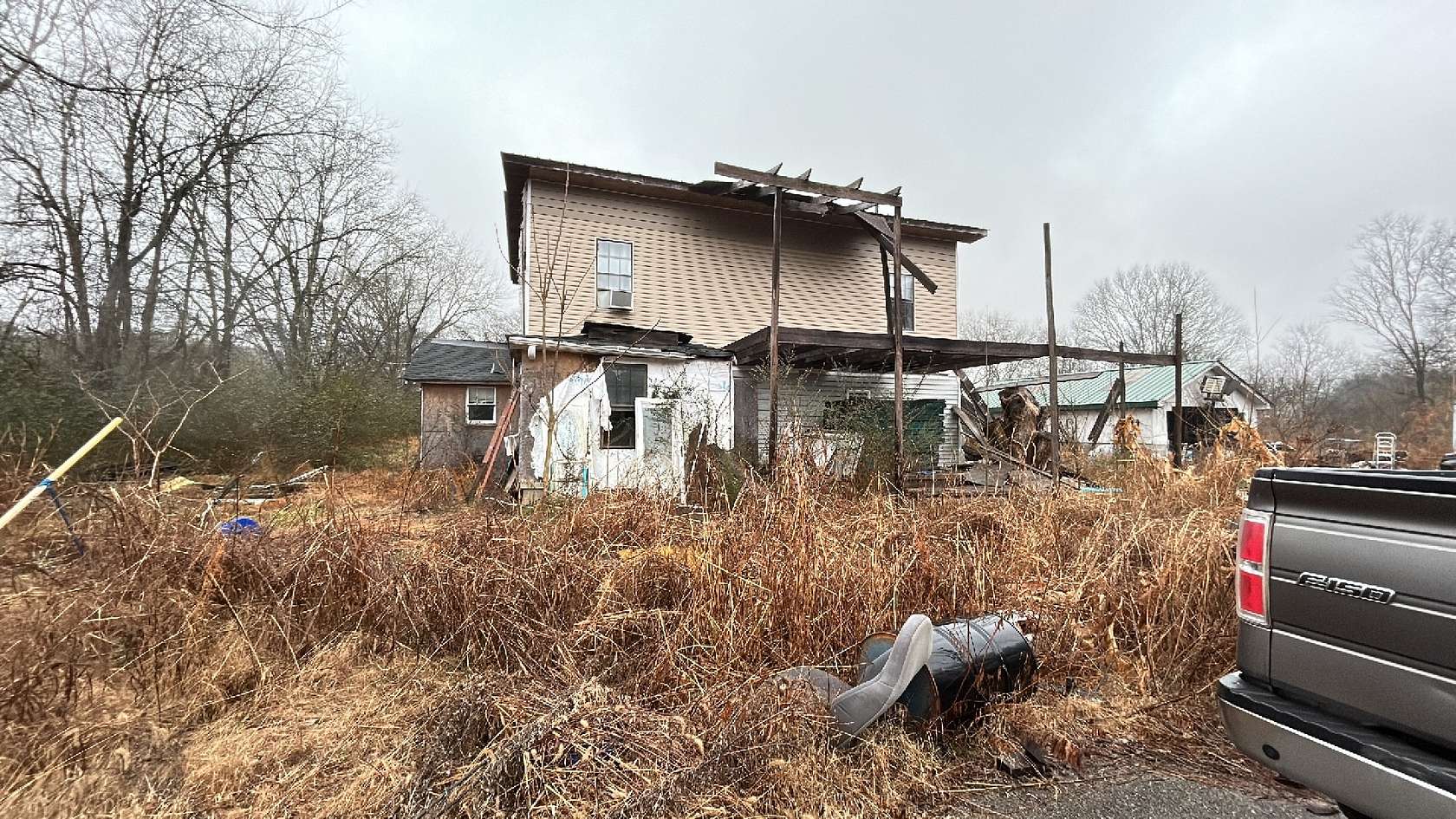 5.12 Acres of Land with Home for Sale in Watertown, Tennessee