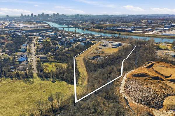 12 Acres of Improved Commercial Land for Sale in Nashville, Tennessee