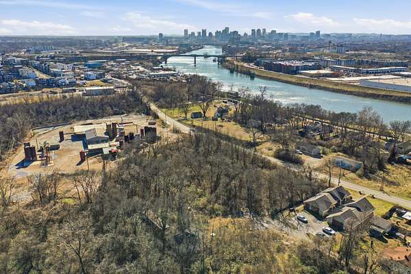 0.89 Acres of Commercial Land for Sale in Nashville, Tennessee