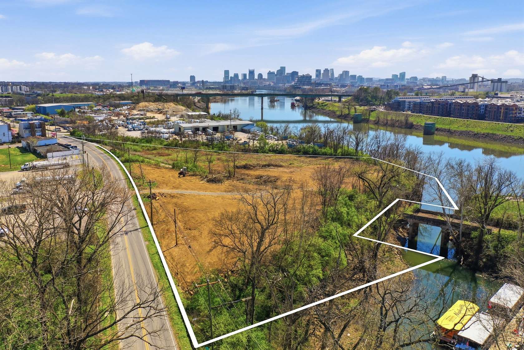 5 Acres of Commercial Land for Sale in Nashville, Tennessee