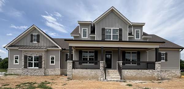 6.85 Acres of Land with Home for Sale in Spring Hill, Tennessee