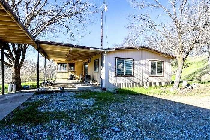 10.7 Acres of Land with Home for Sale in Anderson, California