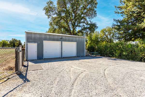 1.5 Acres of Land with Home for Sale in Palo Cedro, California