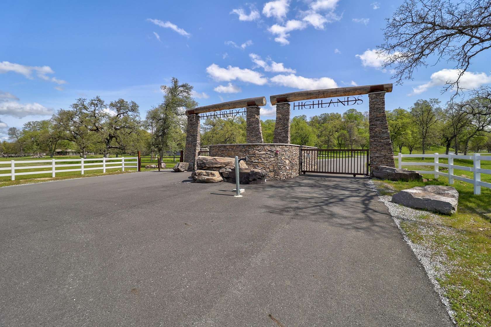 20.2 Acres of Land for Sale in Palo Cedro, California