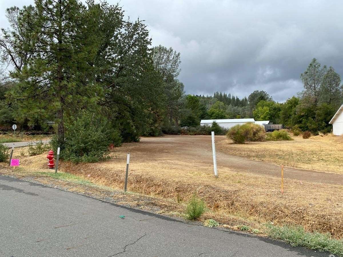 0.55 Acres of Commercial Land for Sale in Redding, California
