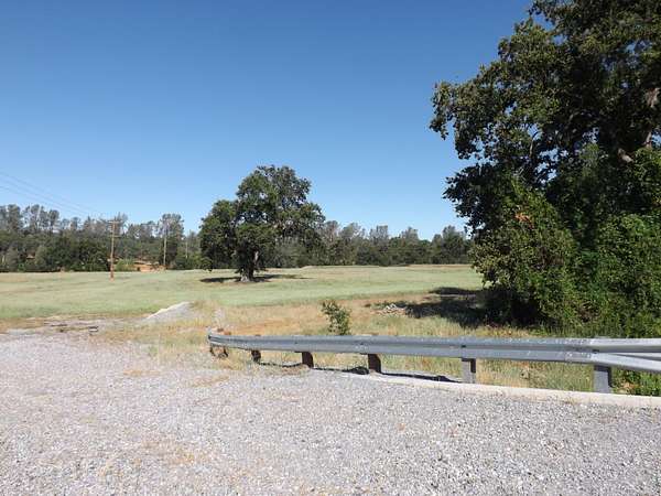 2.9 Acres of Land for Sale in Redding, California