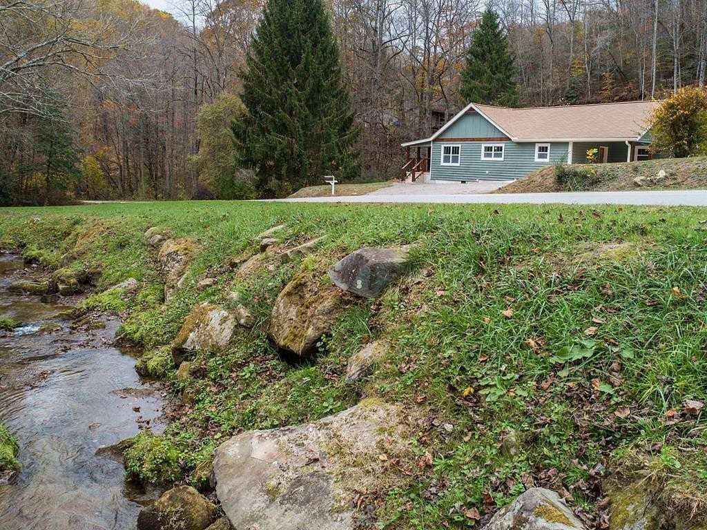 1.67 Acres of Land with Home for Sale in Murphy, North Carolina