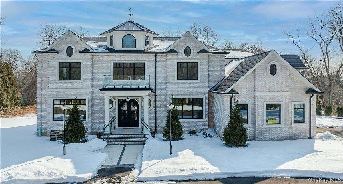 2 Acres of Land with Home for Sale in Old Westbury, New York