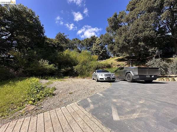 0.45 Acres of Residential Land for Sale in Oakland, California
