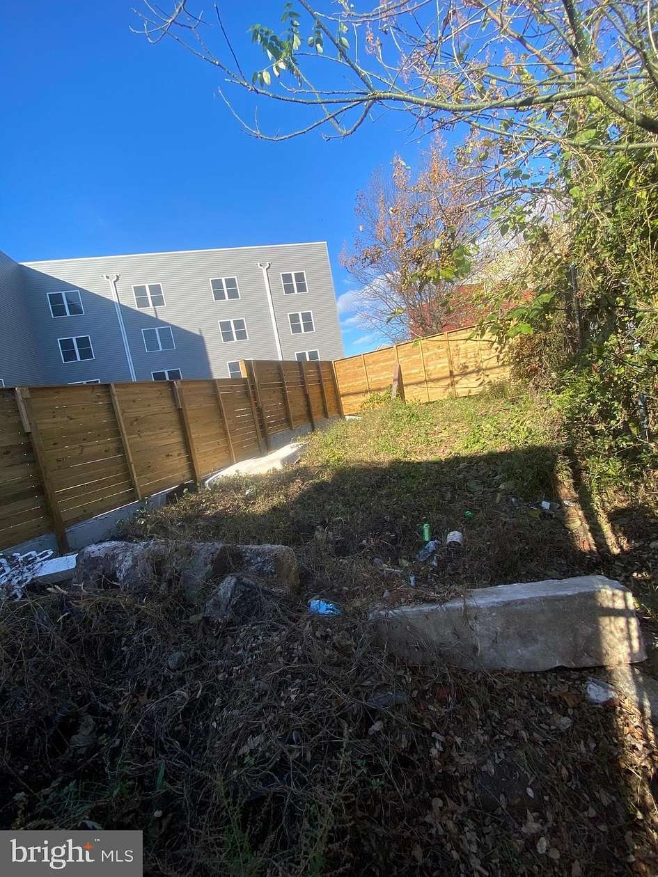 0.02 Acres of Land for Sale in Philadelphia, Pennsylvania