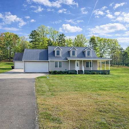 3.25 Acres of Land with Home for Sale in Bridgeport, Alabama