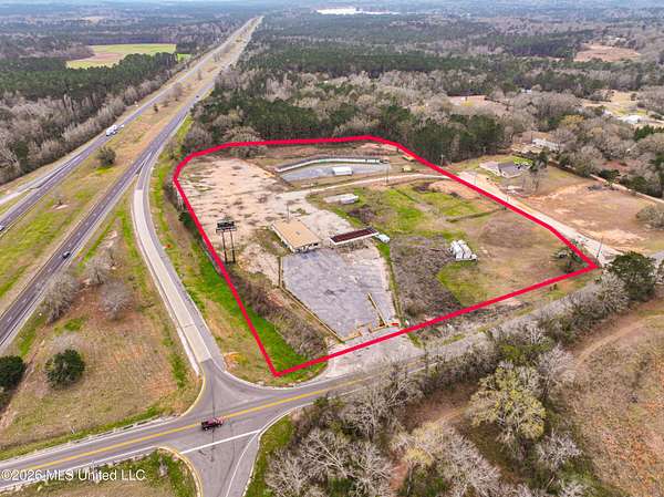 9.84 Acres of Commercial Land for Sale in Carriere, Mississippi