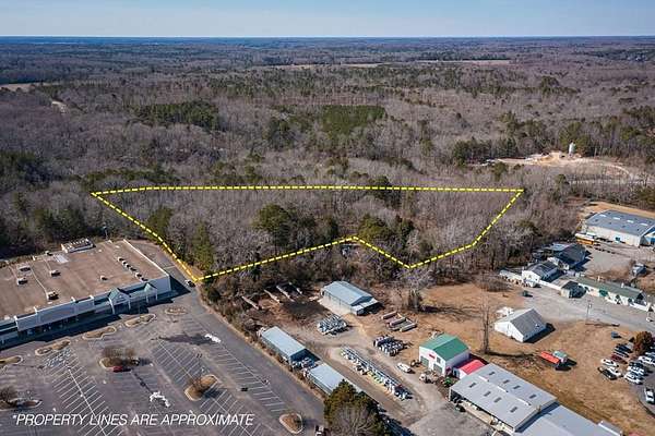 19.4 Acres of Commercial Land for Sale in Kilmarnock, Virginia