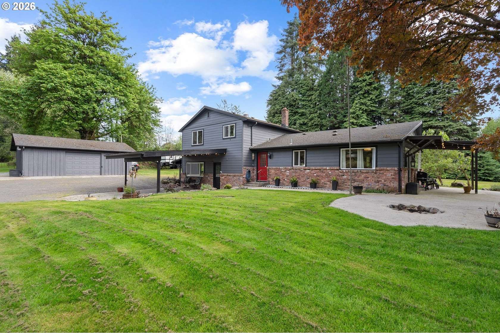 3 Acres of Land with Home for Sale in Castle Rock, Washington