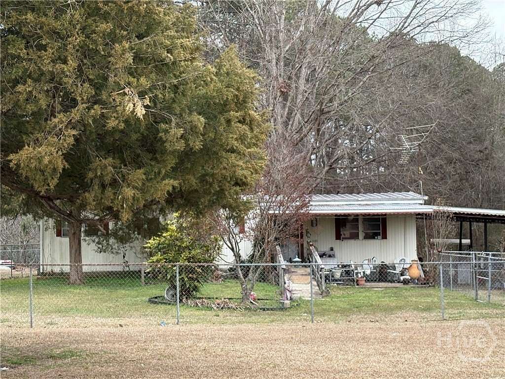 1 Acre of Improved Residential Land for Sale in Hull, Georgia