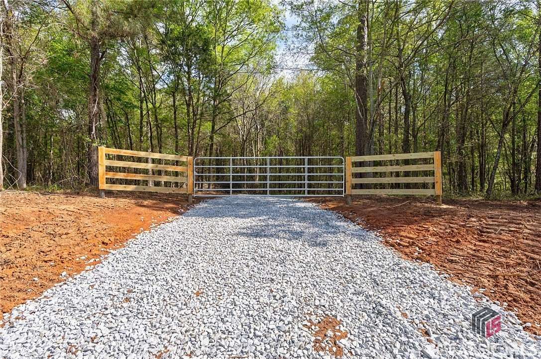 11 Acres of Recreational & Residential Land for Sale in Washington, Georgia