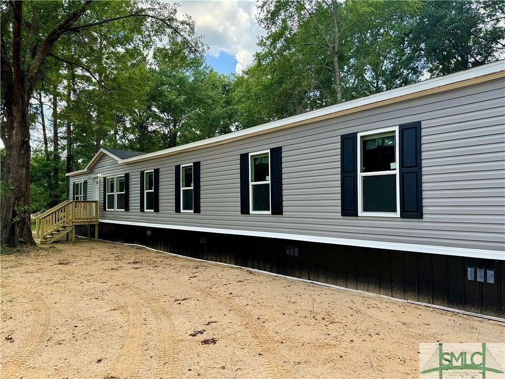 5 Acres of Land with Home for Sale in Hinesville, Georgia