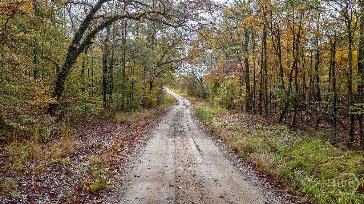 26 Acres of Land for Sale in Carlton, Georgia