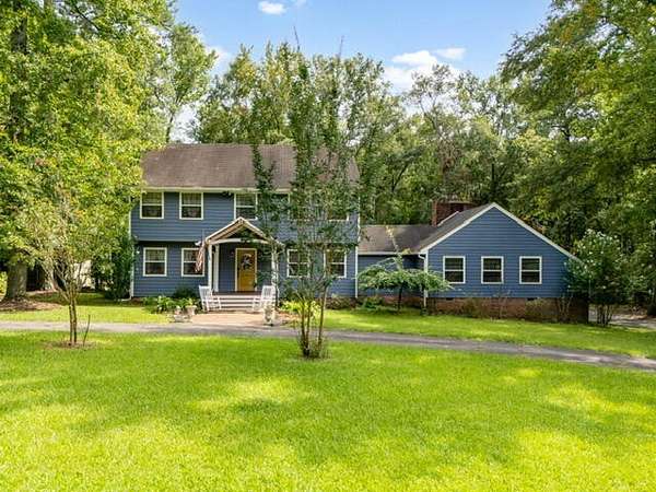 1.5 Acres of Land with Home for Sale in Washington, Georgia