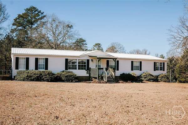 11.7 Acres of Land with Home for Sale in Stephens, Georgia