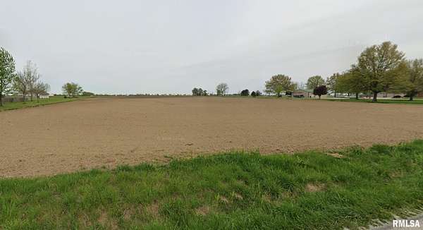 5 Acres of Residential Land for Sale in Chatham, Illinois