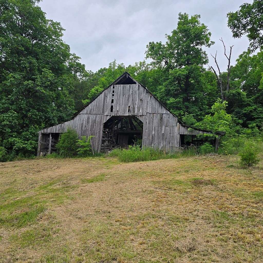 6 Acres of Agricultural Land for Sale in Livingston, Tennessee