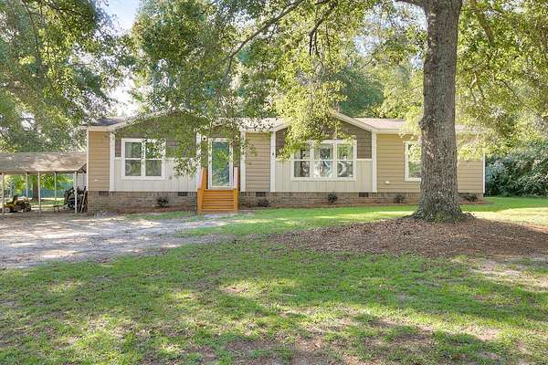 2.5 Acres of Land with Home for Sale in Harlem, Georgia