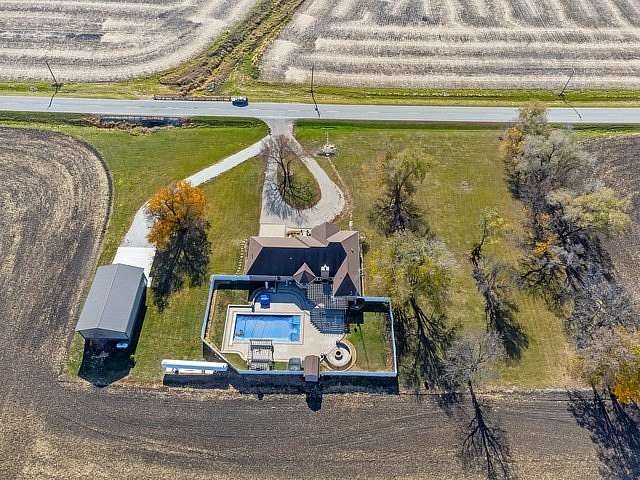 2.48 Acres of Land with Home for Sale in Blackstone, Illinois