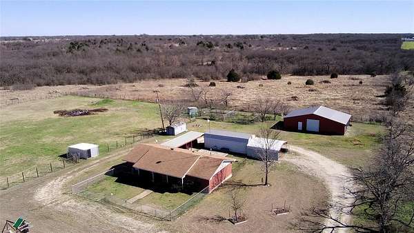 4 Acres of Land with Home for Sale in Riesel, Texas