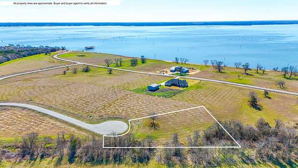 1 Acre of Residential Land for Sale in Corsicana, Texas