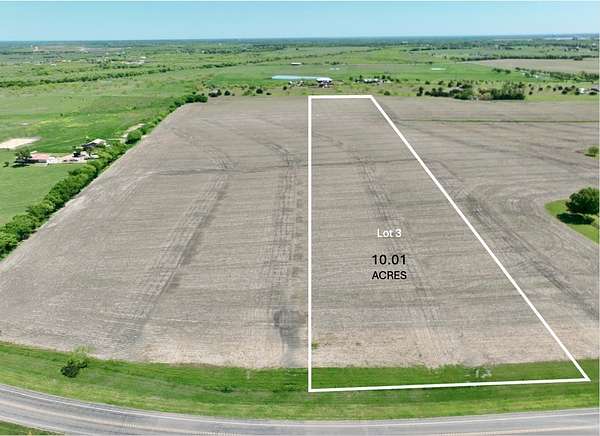 10.1 Acres of Agricultural Land for Sale in Ennis, Texas
