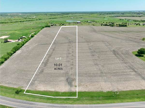 10.1 Acres of Agricultural Land for Sale in Ennis, Texas