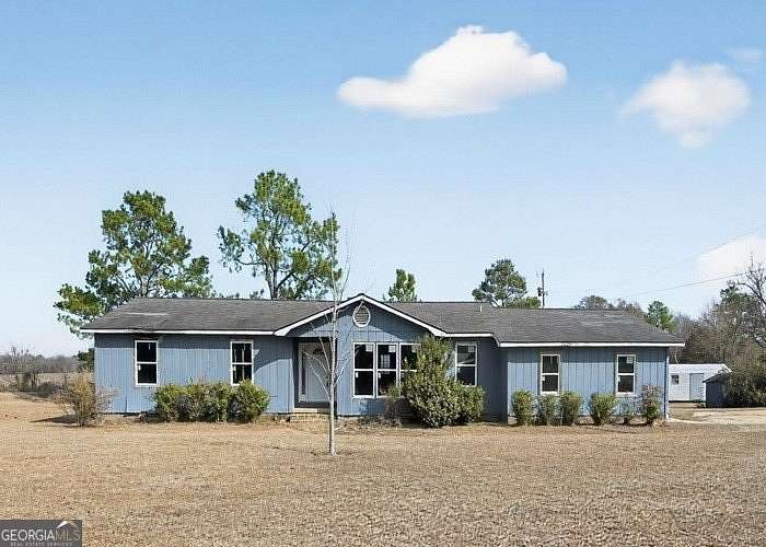 1.8 Acres of Land with Home for Sale in Cochran, Georgia