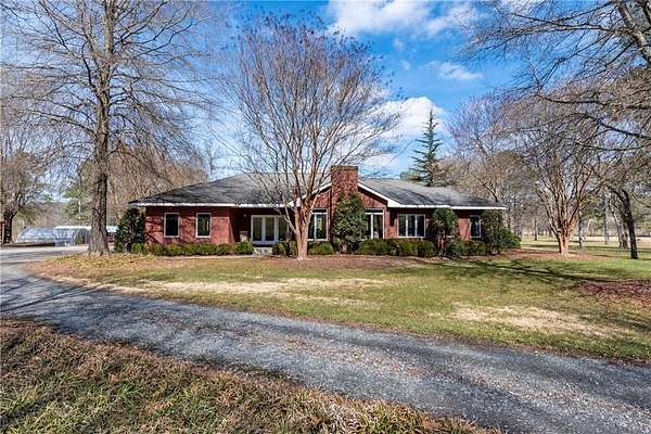 33 Acres of Agricultural Land with Home for Sale in Talking Rock, Georgia