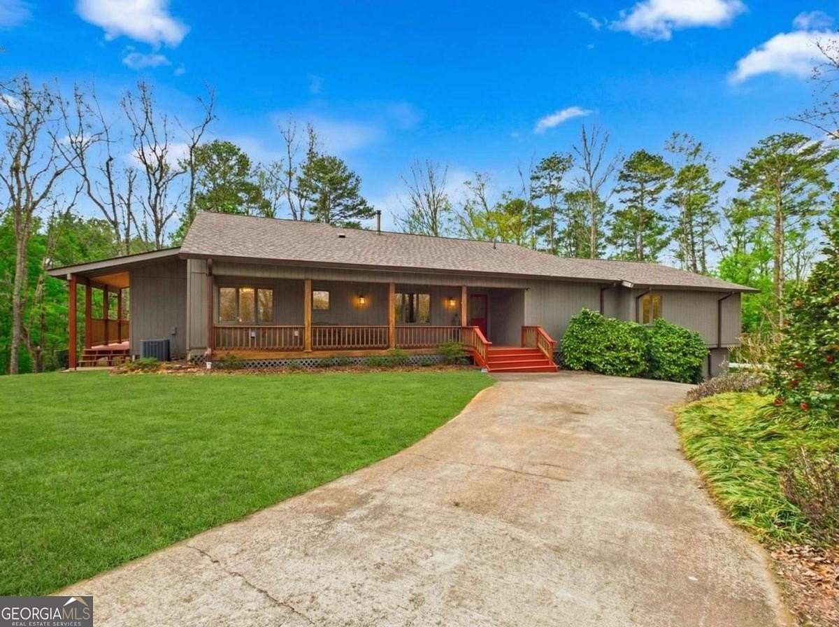 14.1 Acres of Land with Home for Sale in Watkinsville, Georgia