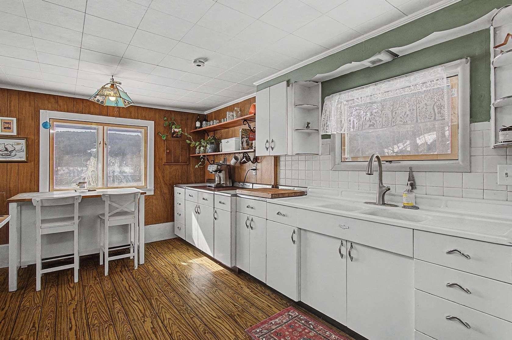 1.5 Acres of Land with Home for Sale in Middlesex, Vermont