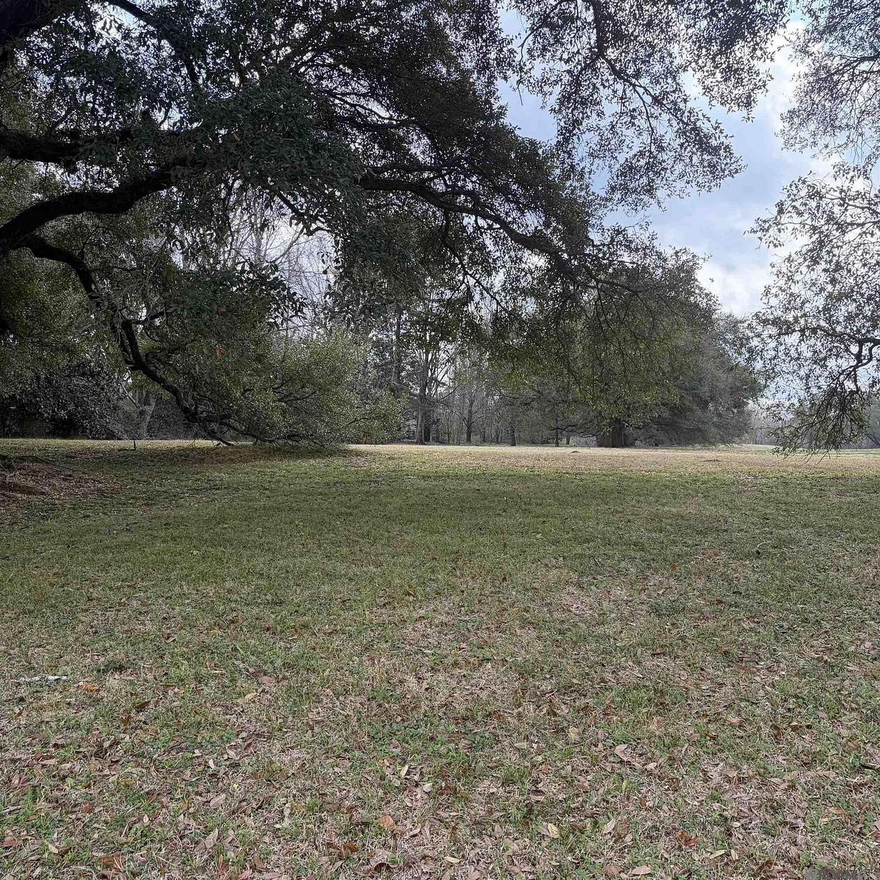 8.33 Acres of Residential Land for Sale in Baton Rouge, Louisiana