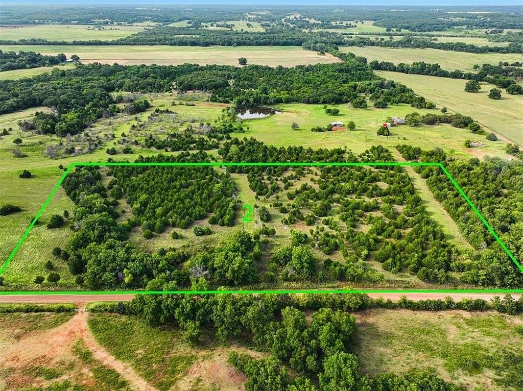 10 Acres of Residential Land for Sale in Chandler, Oklahoma
