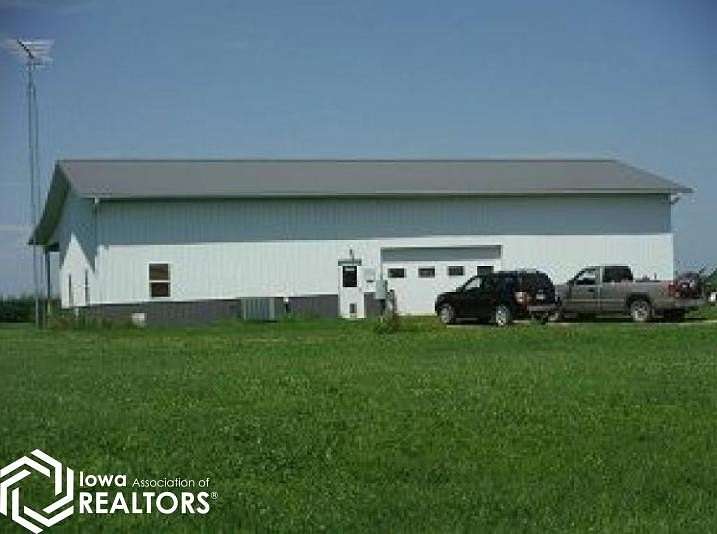 18.5 Acres of Land with Home for Sale in Mystic, Iowa