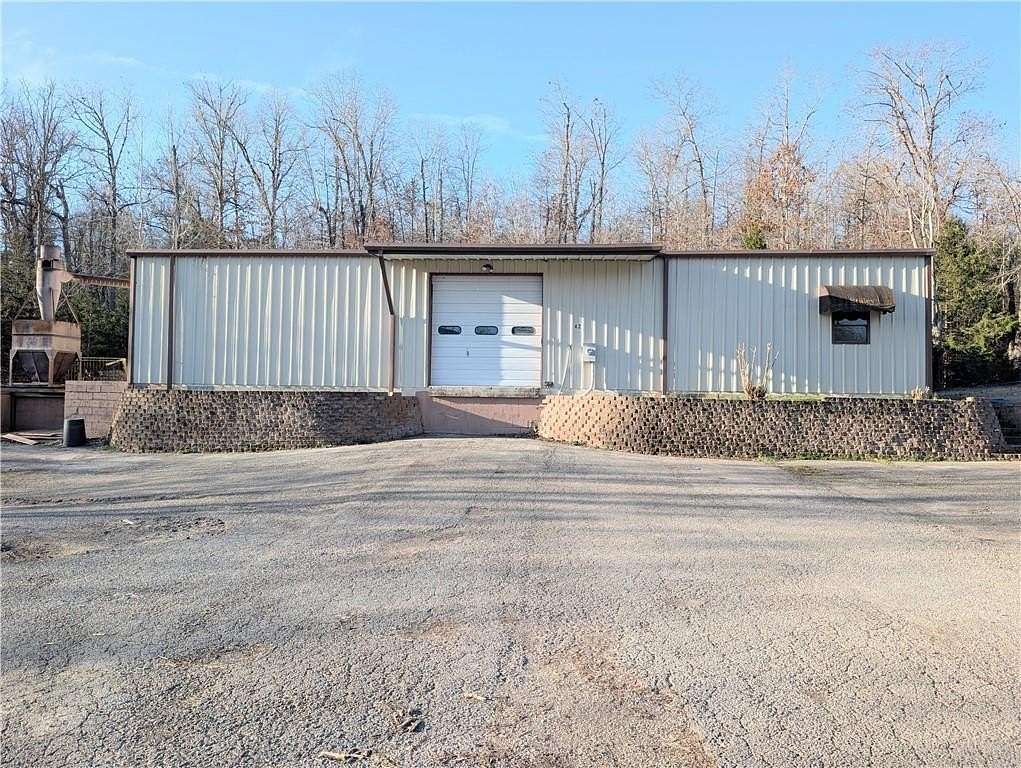 4 Acres of Improved Mixed-Use Land for Sale in Mountain Home, Arkansas