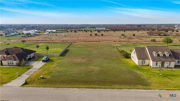 1 Acre of Residential Land for Sale in Victoria, Texas